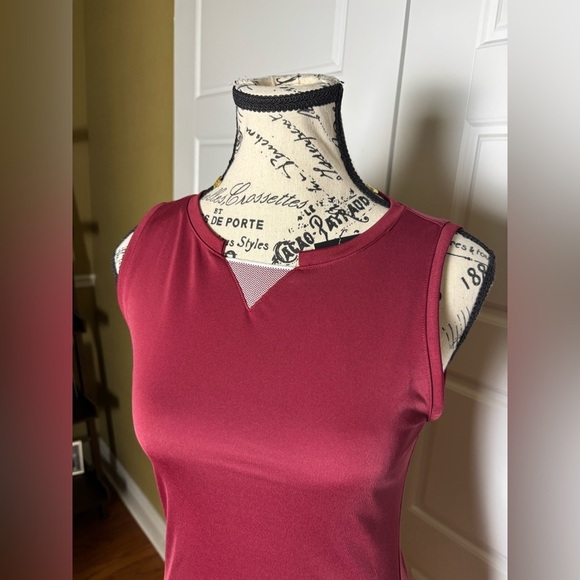 BRAND NEW ADIDAS climalite CLUB TENNIS DRESS Burgundy - Picture 3 of 8